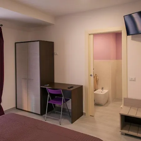 ホテル Brezza Marina フィナーレ・リーグレ